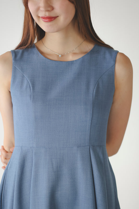 The Travel Dress Vol.1